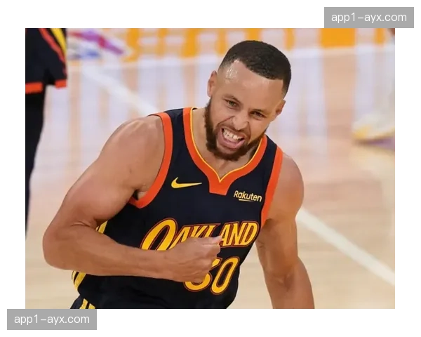 雷霆三叉戟换防弹性分析 完美适配季后赛高强度对抗